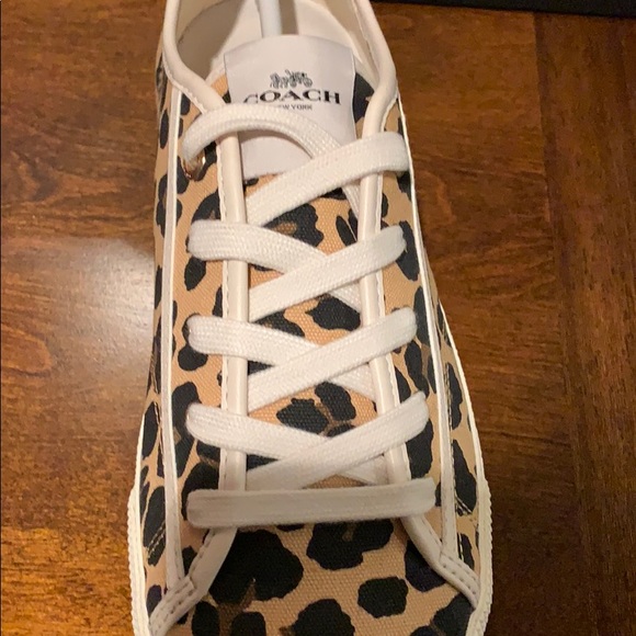 Coach Low top Leopard Print sneakers - Picture 8 of 8